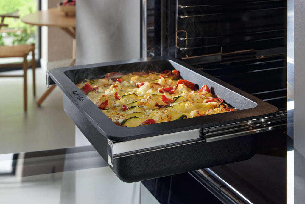 Pek├í─Źe Gourmet k induk─Źn├şmu va┼Öen├ş Miele HUB 5001-M