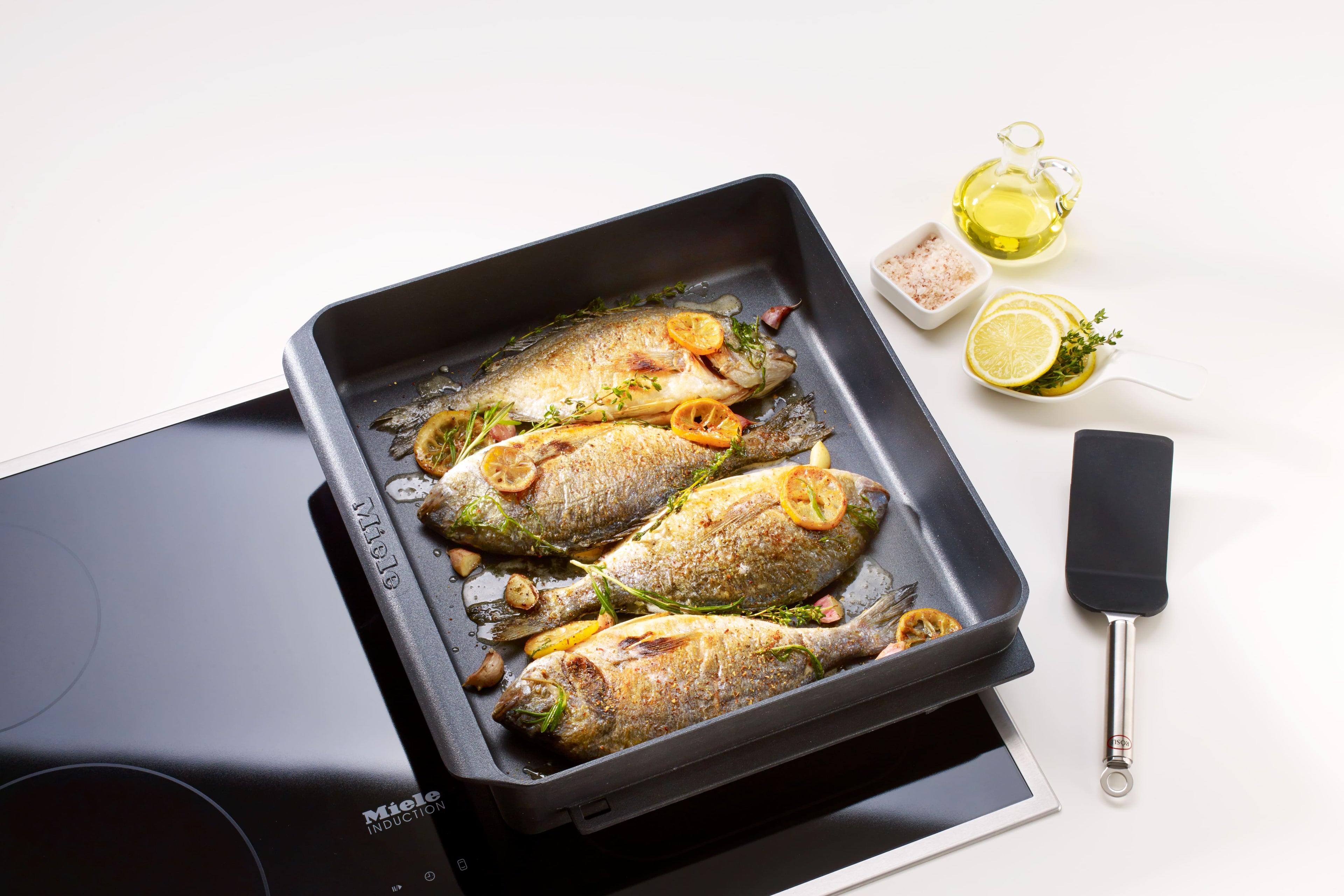 Pek├í─Źe Gourmet k induk─Źn├şmu va┼Öen├ş Miele HUB 62-35