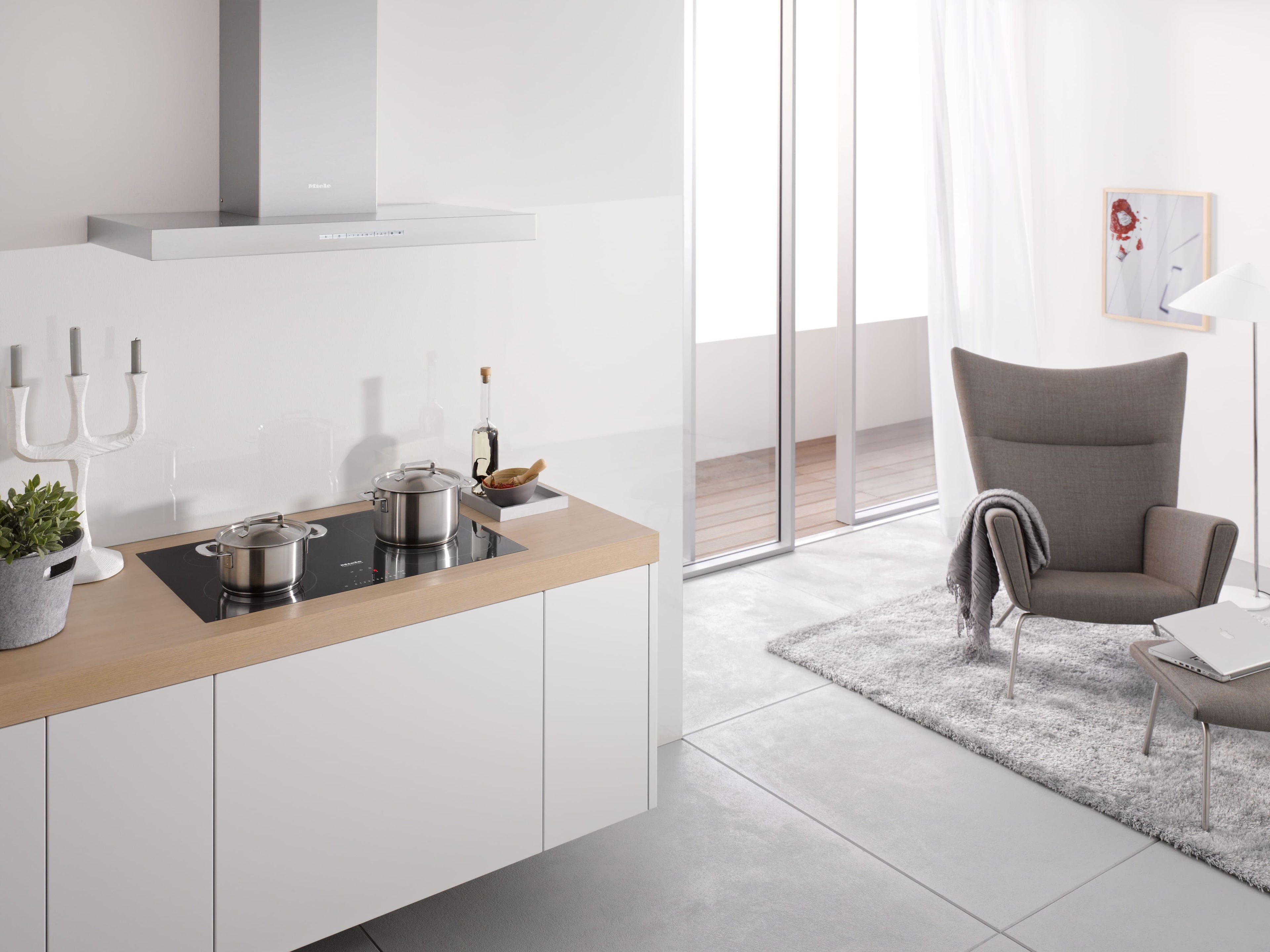 Nástěnný odsávač par Miele DA 4298 W Puristic Plus