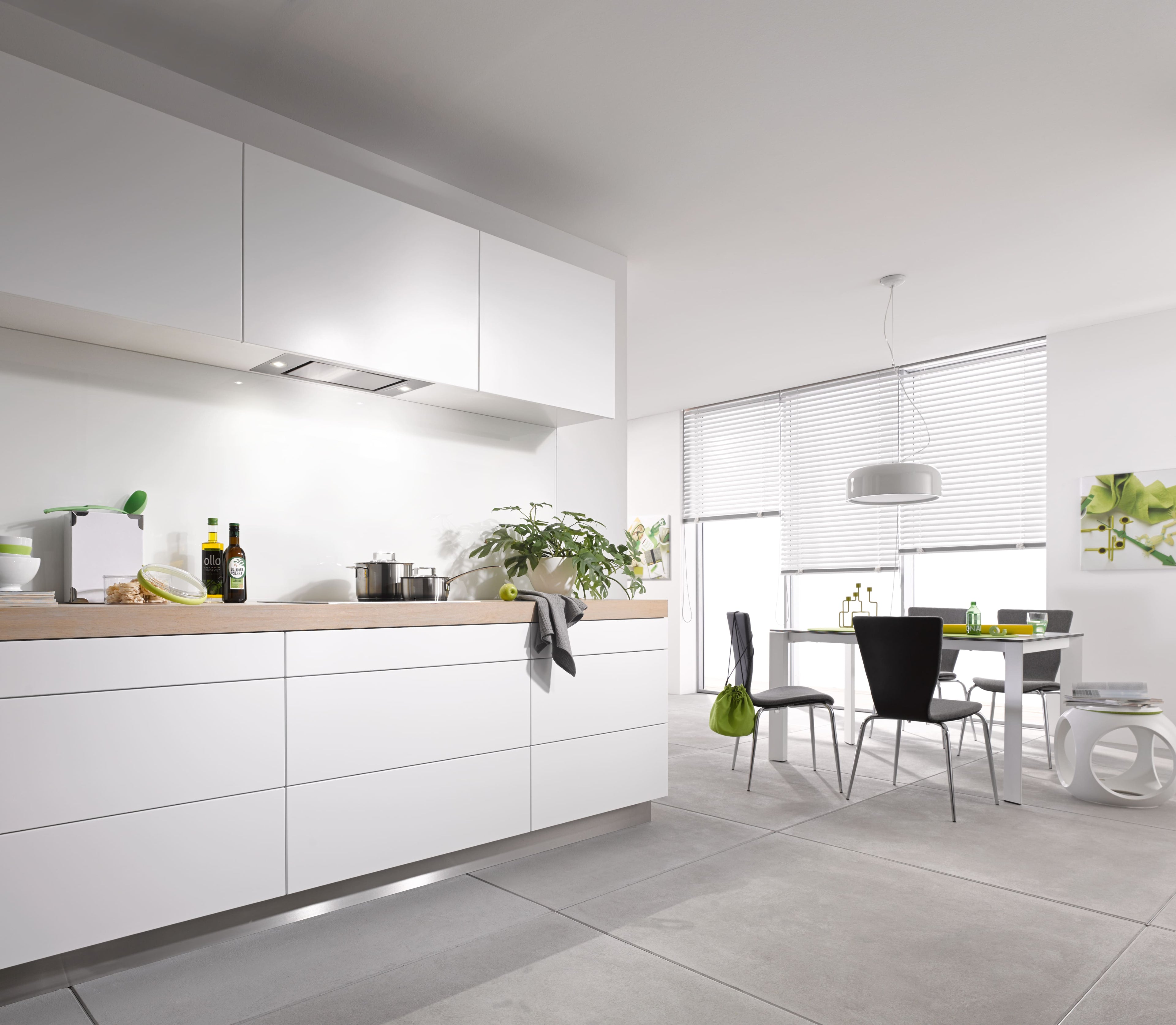 Vestavný plošný odsávač par Miele DA 2668