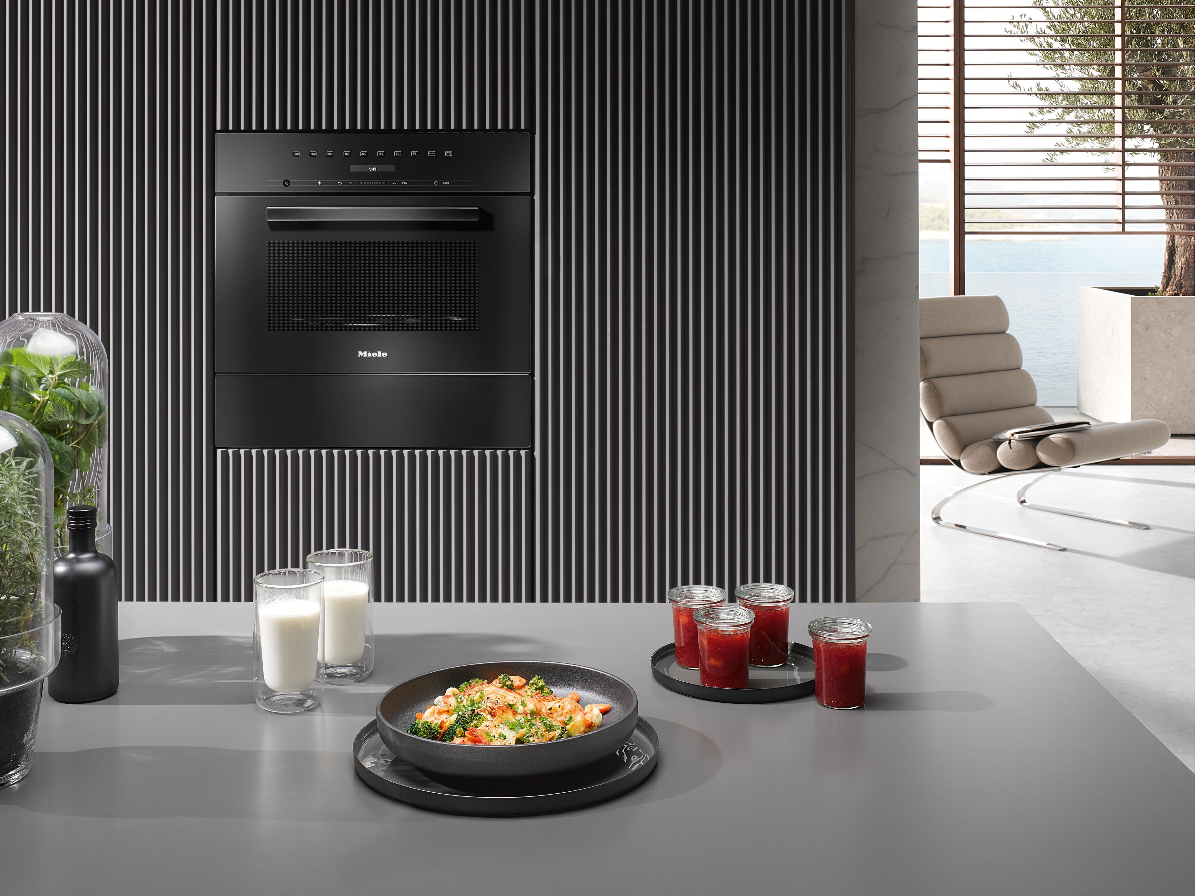 Vestavná mikrovlnná trouba Miele M 7244 TC
