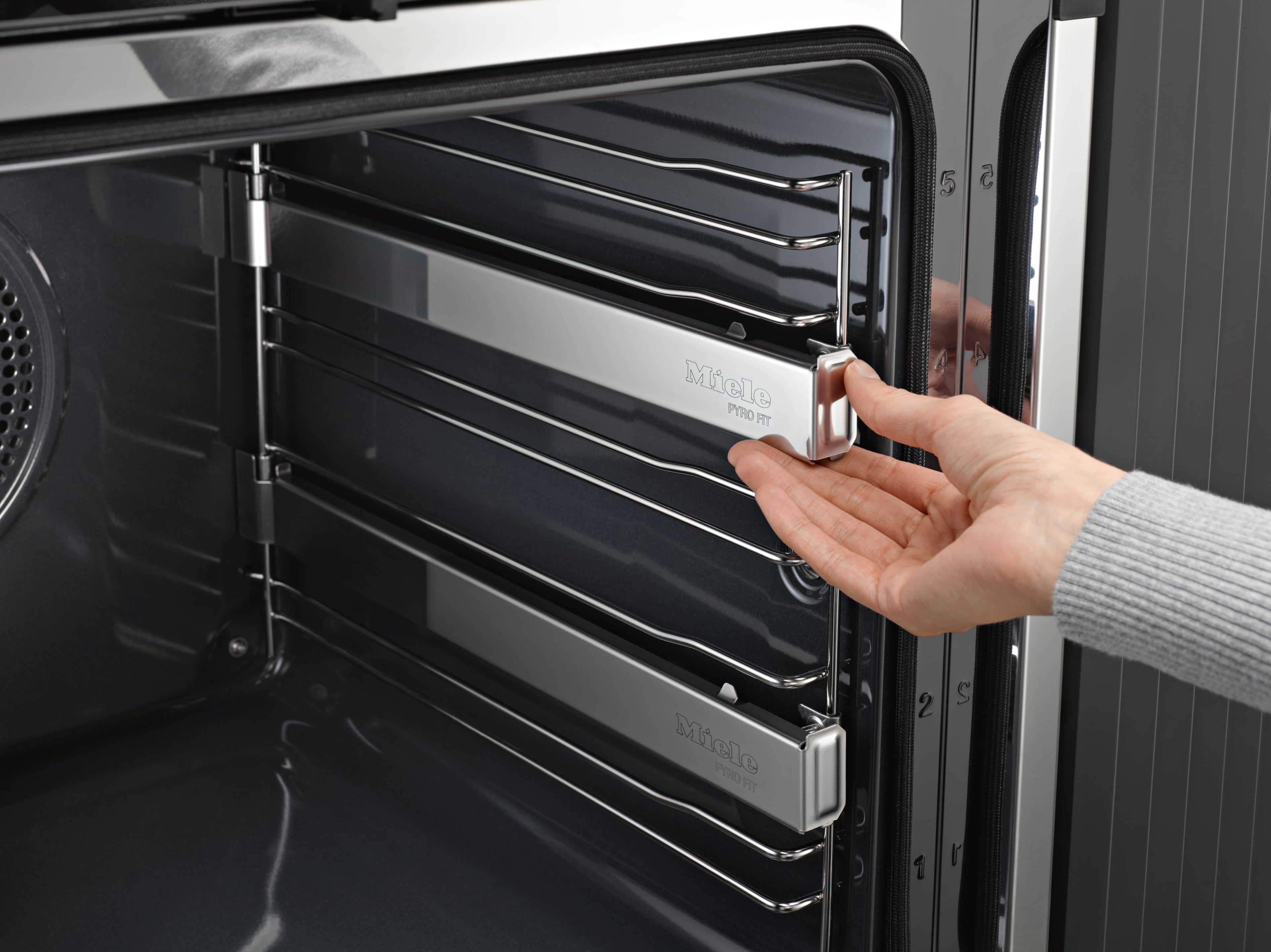 Samostatná pečící trouba Miele H 7364 BP