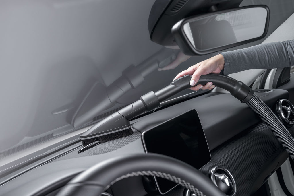 Flexibilně nastavitelný univerzální kartáč s přírodními štětinami Miele SUB 20