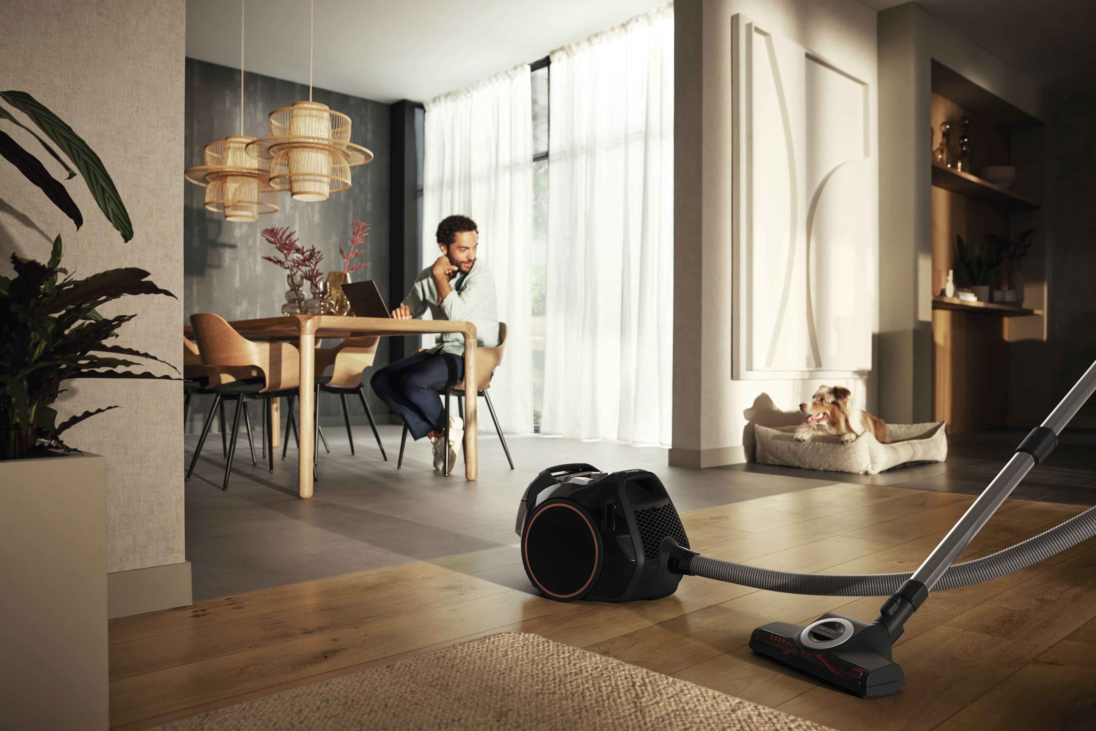 Bezsáčkový podlahový vysavač Miele Boost CX1 Cat & Dog PowerLine