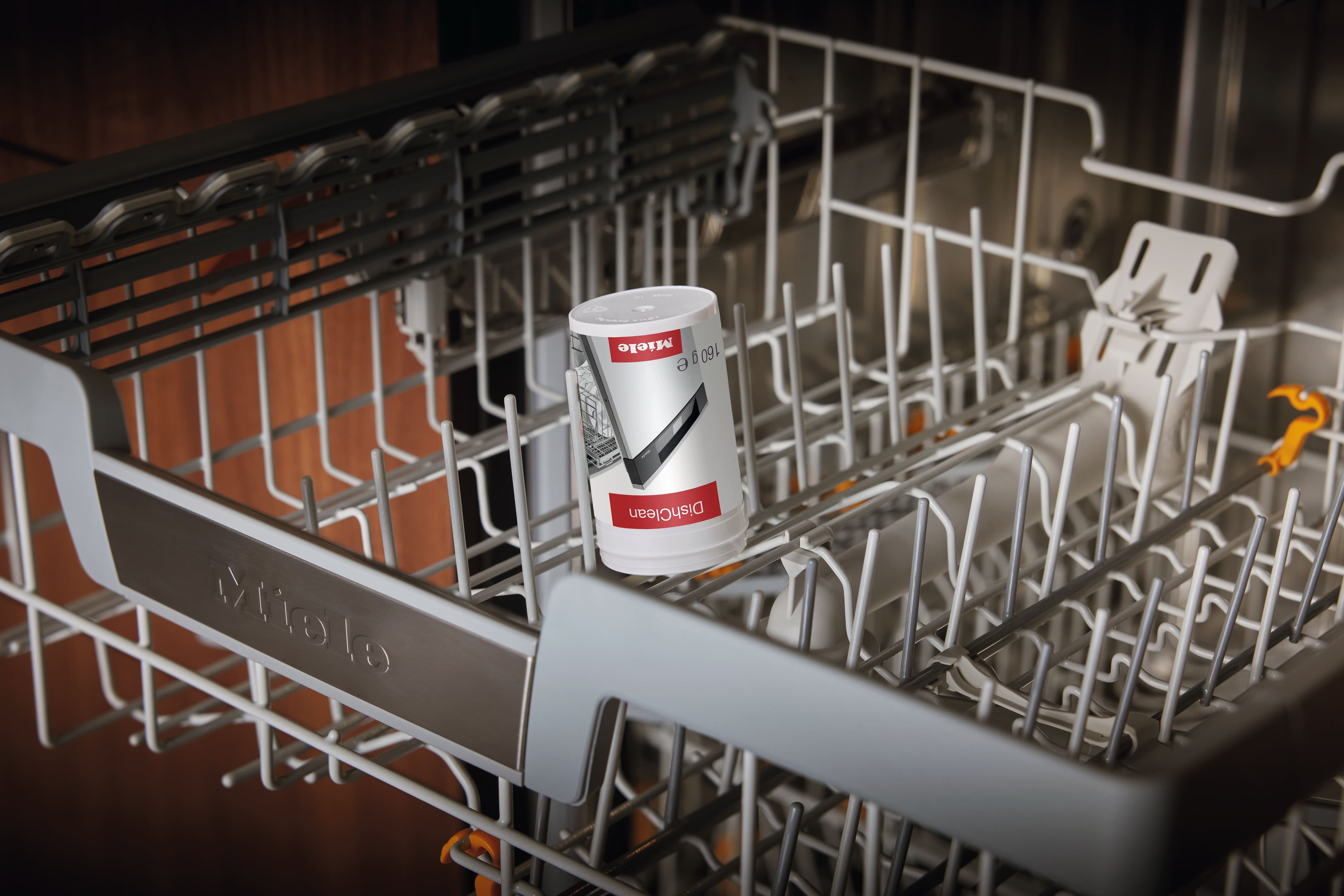 DishClean - 160 g osetruj�c�ho prostredku na pr�stroje Miele GP CO G 160 P