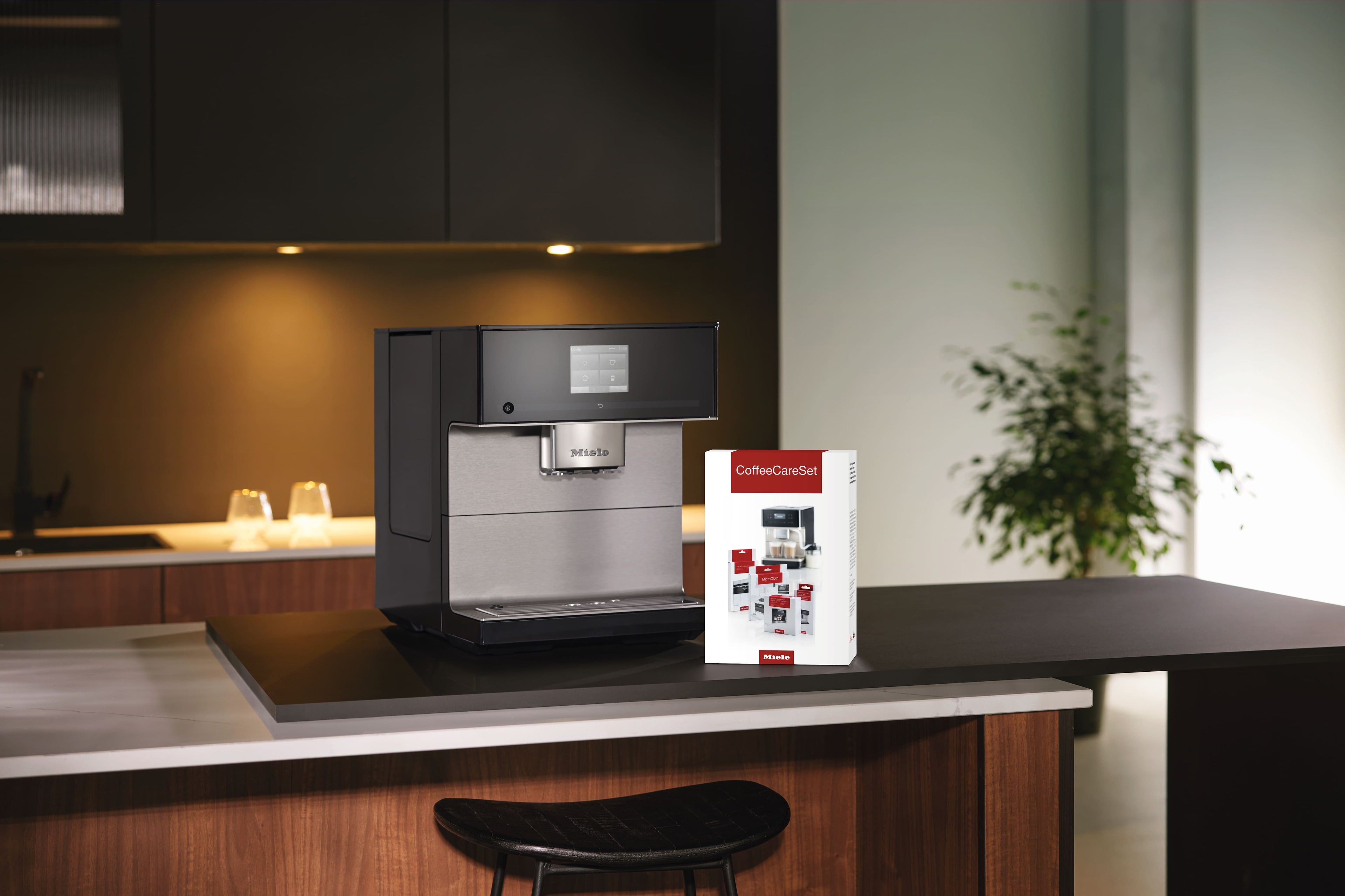 Sada pro cisten� a p�ci o k�vovary Miele CoffeeCare Set