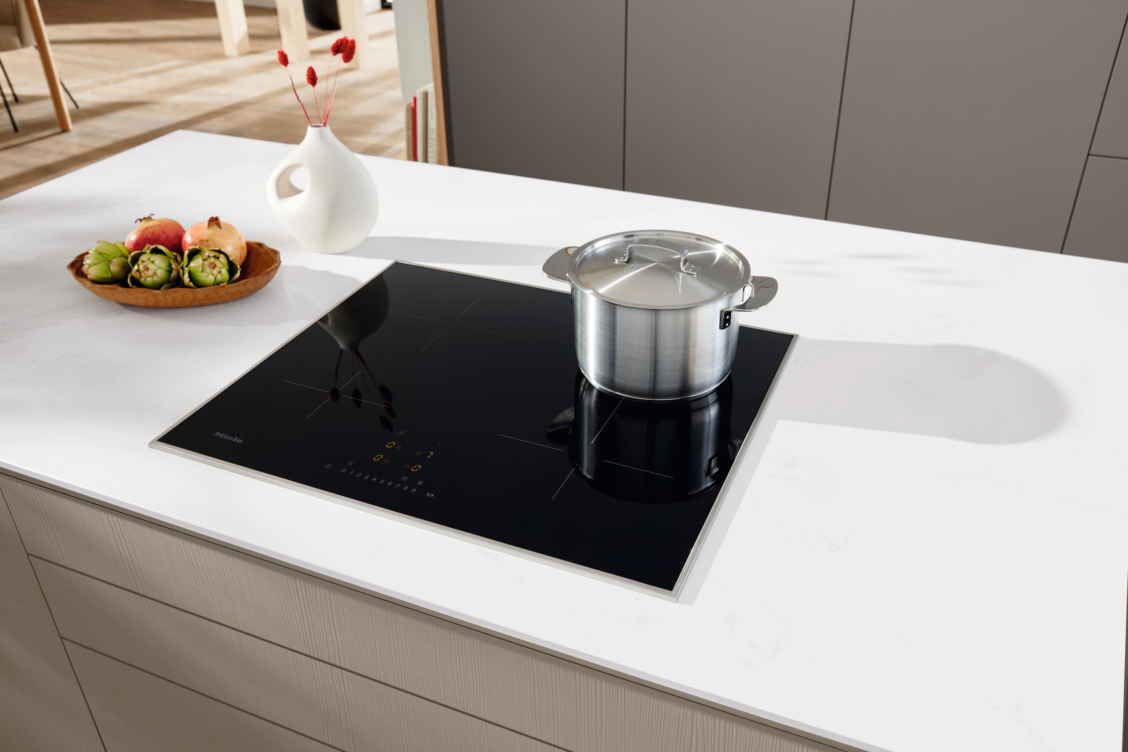 Indukční varná deska Miele KM 7363 FR