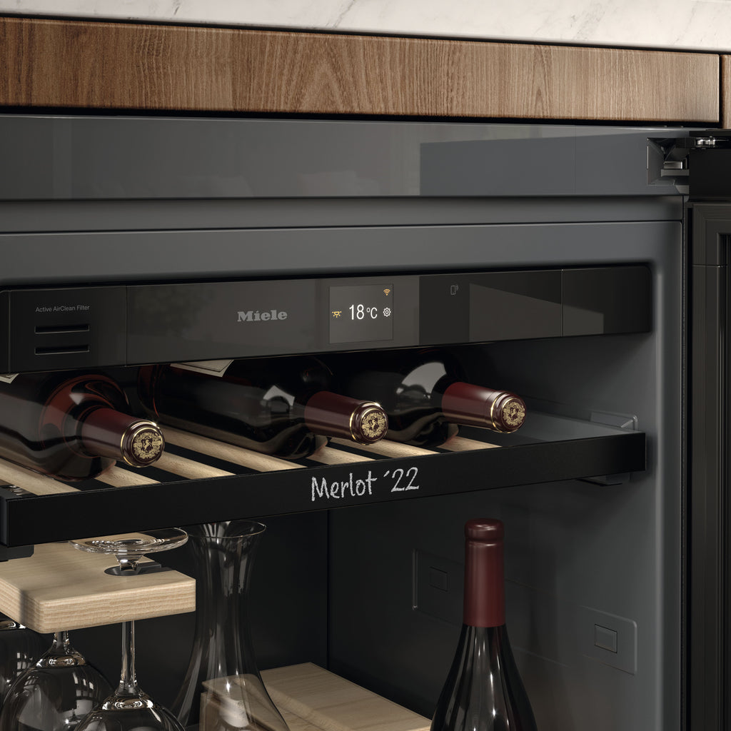Podstavná vinotéka Miele KWTUS 7055 F