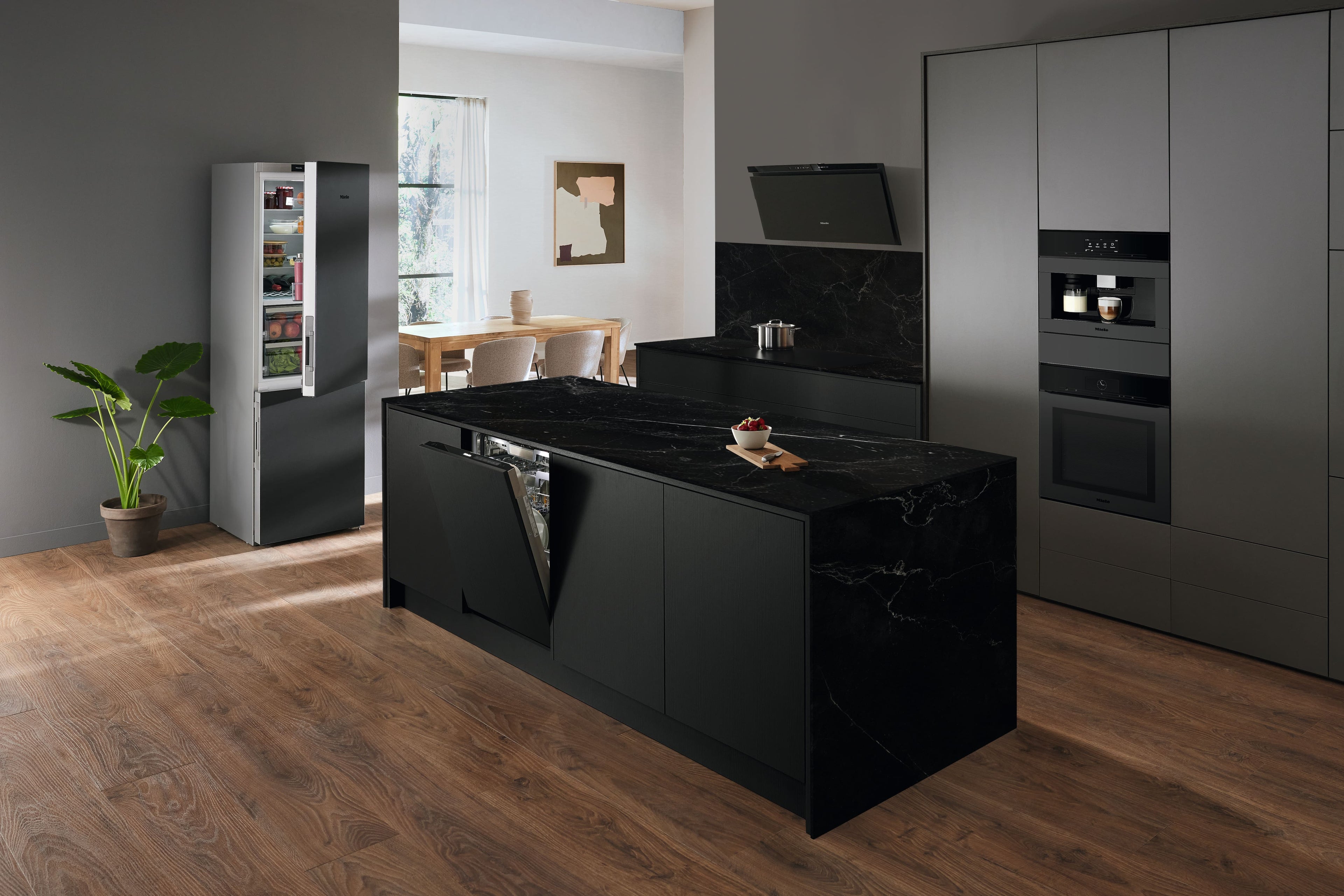 Nástěnný odsávač par Miele DAH 4980 Sienna