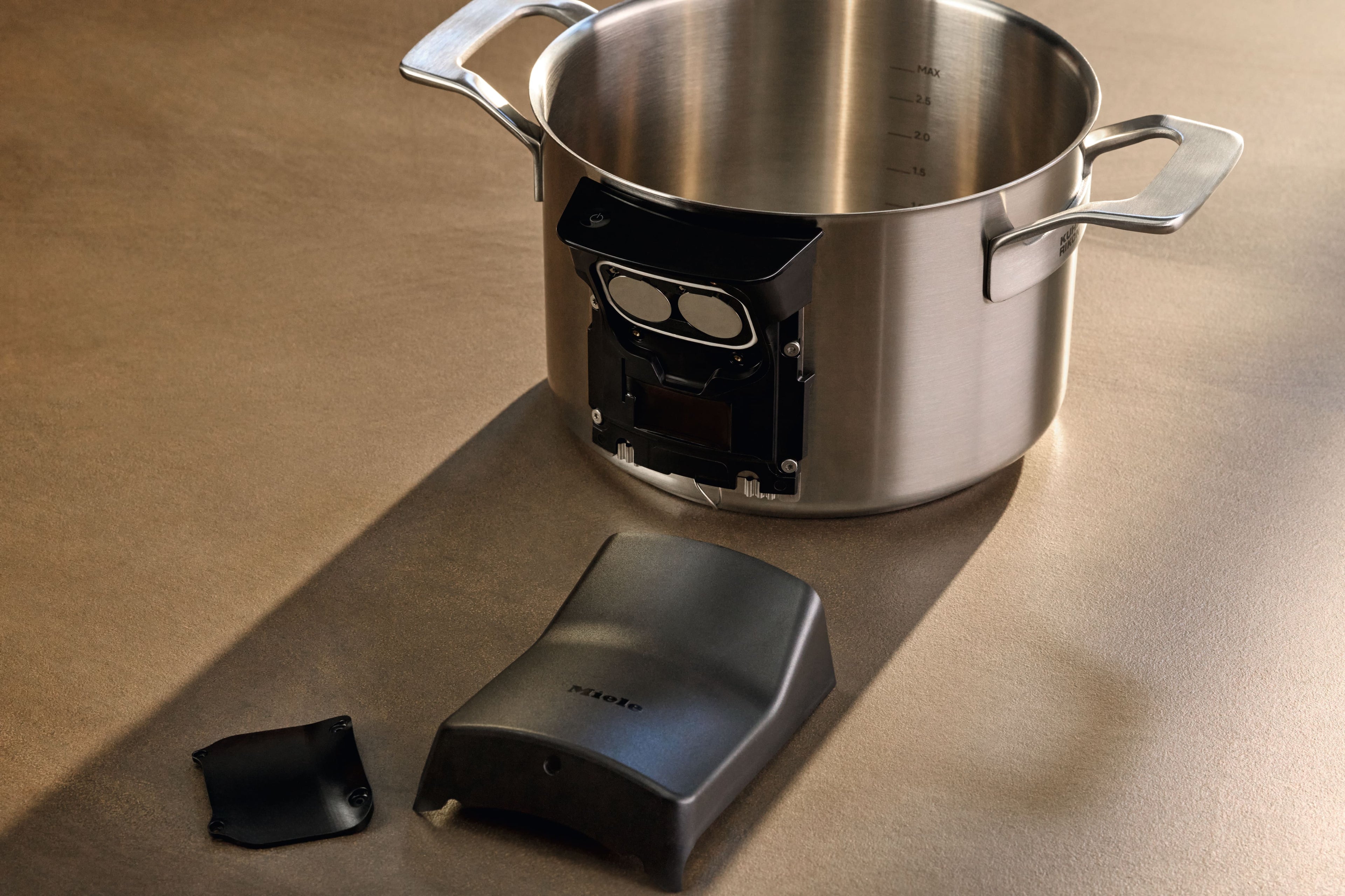 Hrnec na va┼Öen├ş M Sense (20 cm / 4 l) Miele KMKT 8420