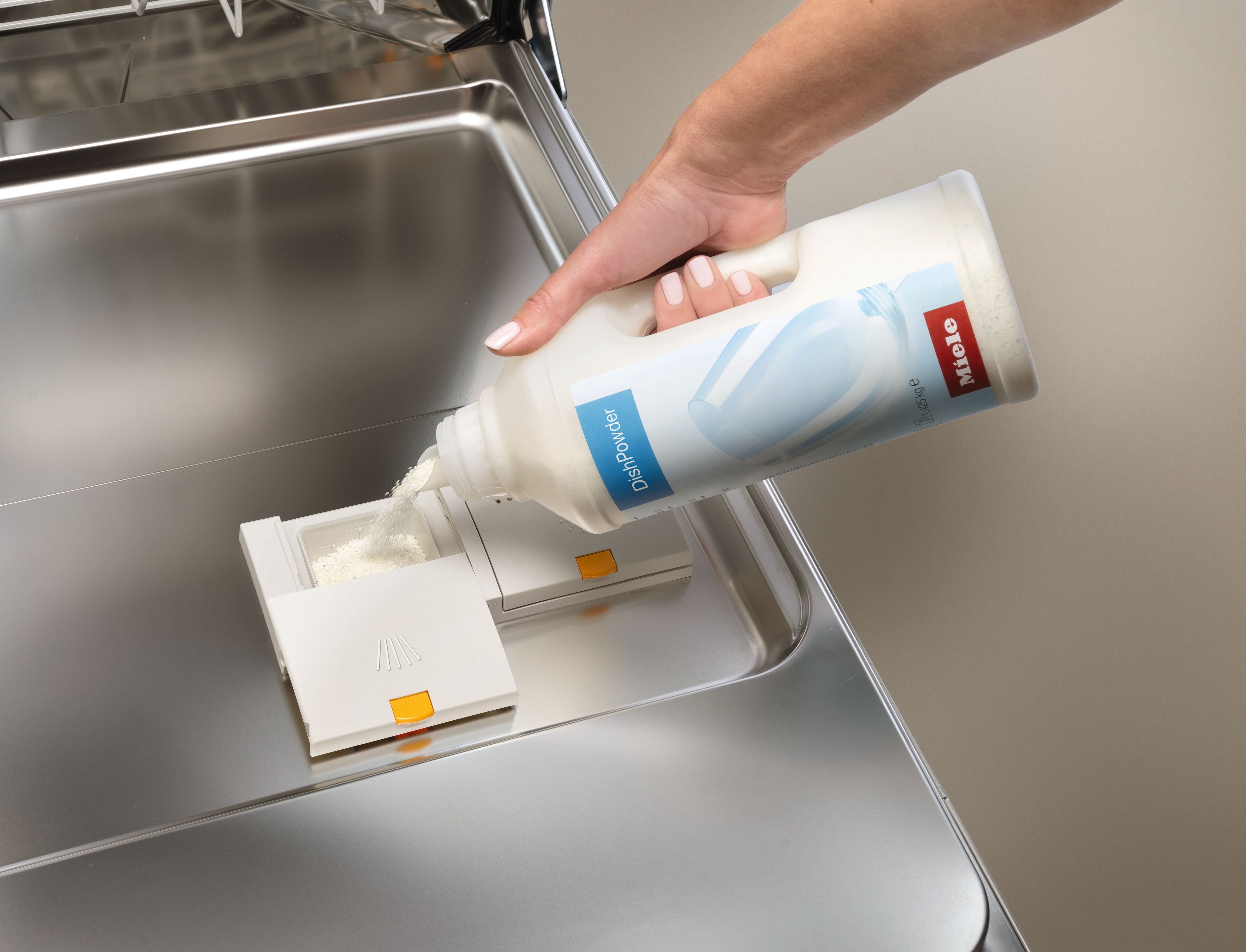 Miele - GS CL 1404 P - Myc� prostredky - 3