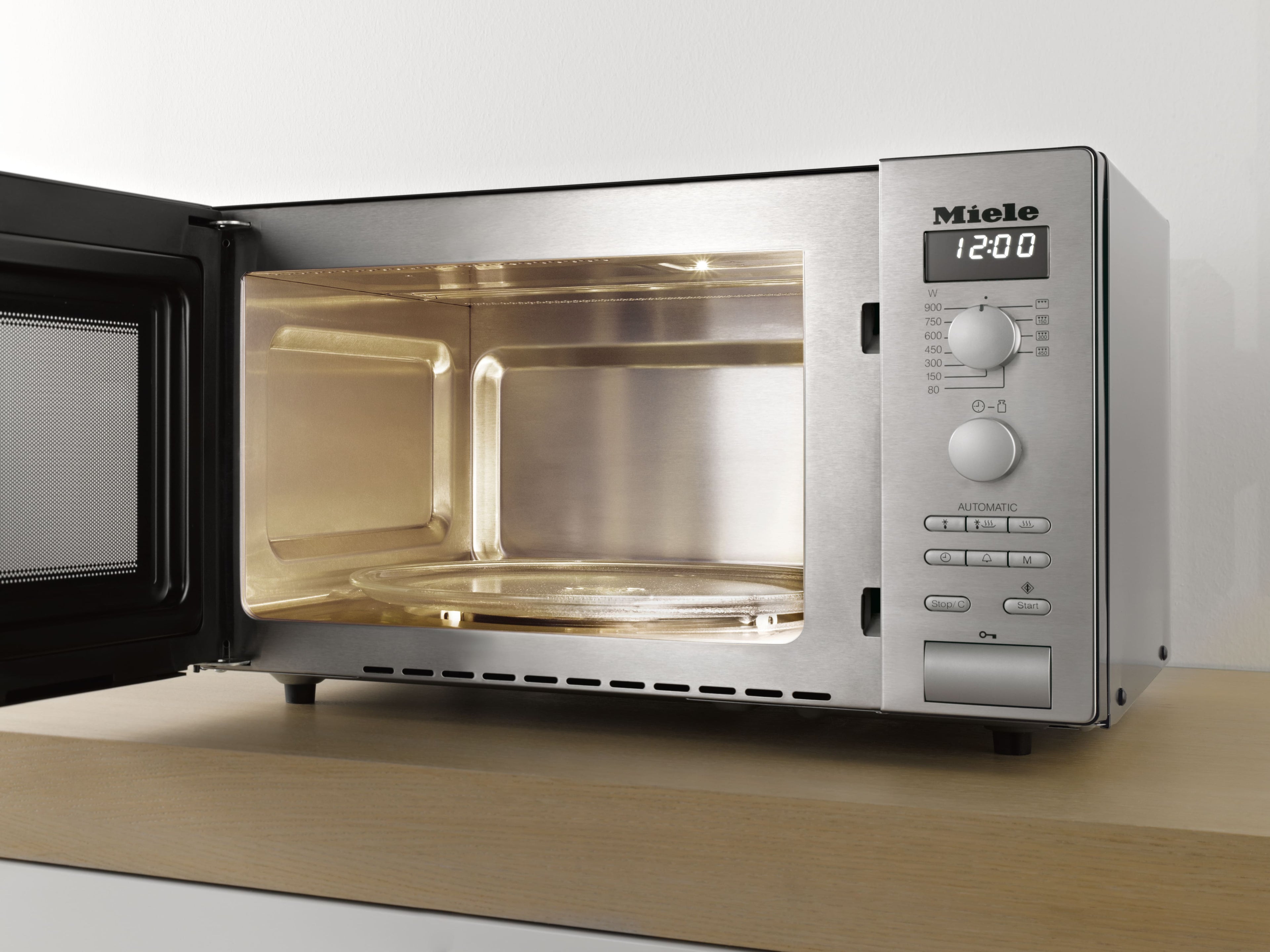 Volně stojící mikrovlnná trouba Miele M 6012 SC