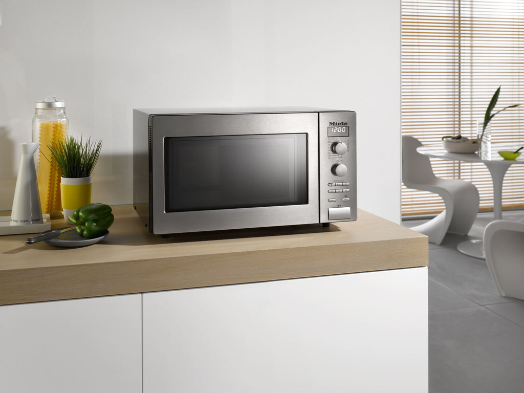 Volně stojící mikrovlnná trouba Miele M 6012 SC